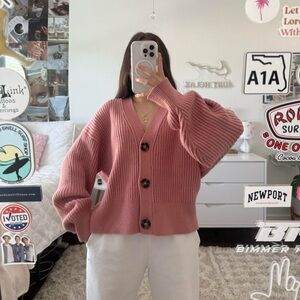 H&M pink‎ cardigan sweater with buttons